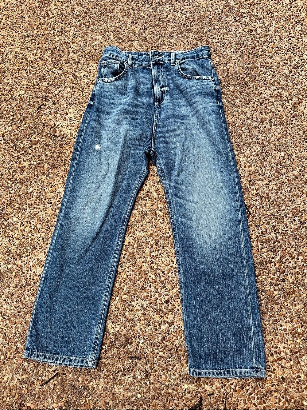 Zara women’s Blue Straight Leg Jeans